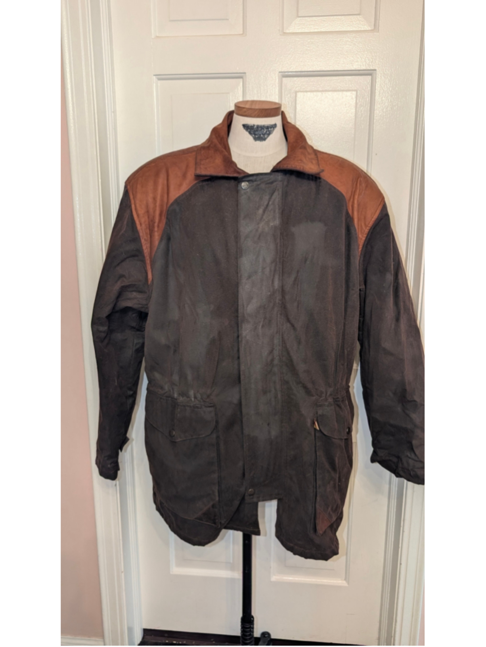 Vintage Kakadu traders Australia waxed cotton jacket with leather tim
